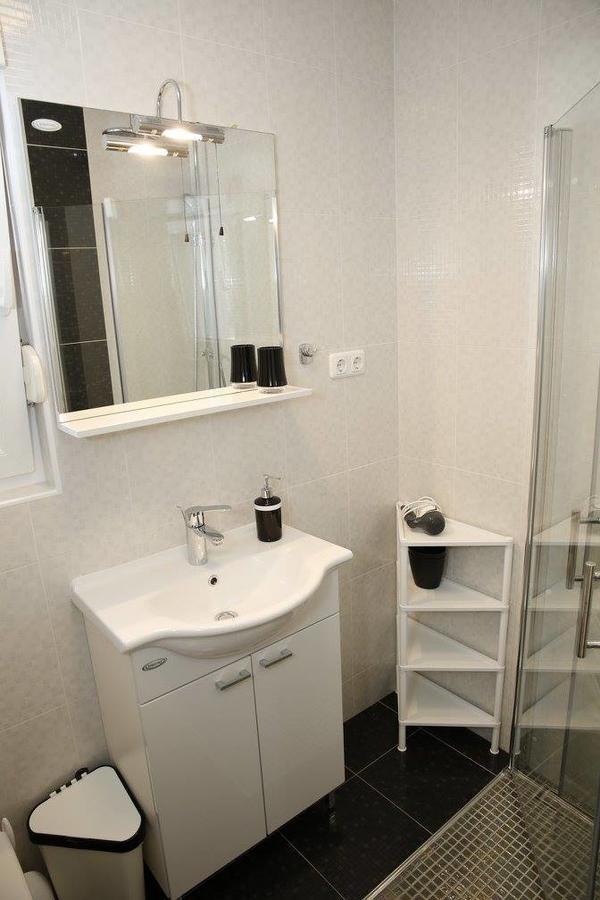 Apartments Simic Vodice Ngoại thất bức ảnh
